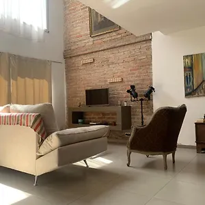 Hermoso Interno En La Mejor Zona De , Mendoza Argentina